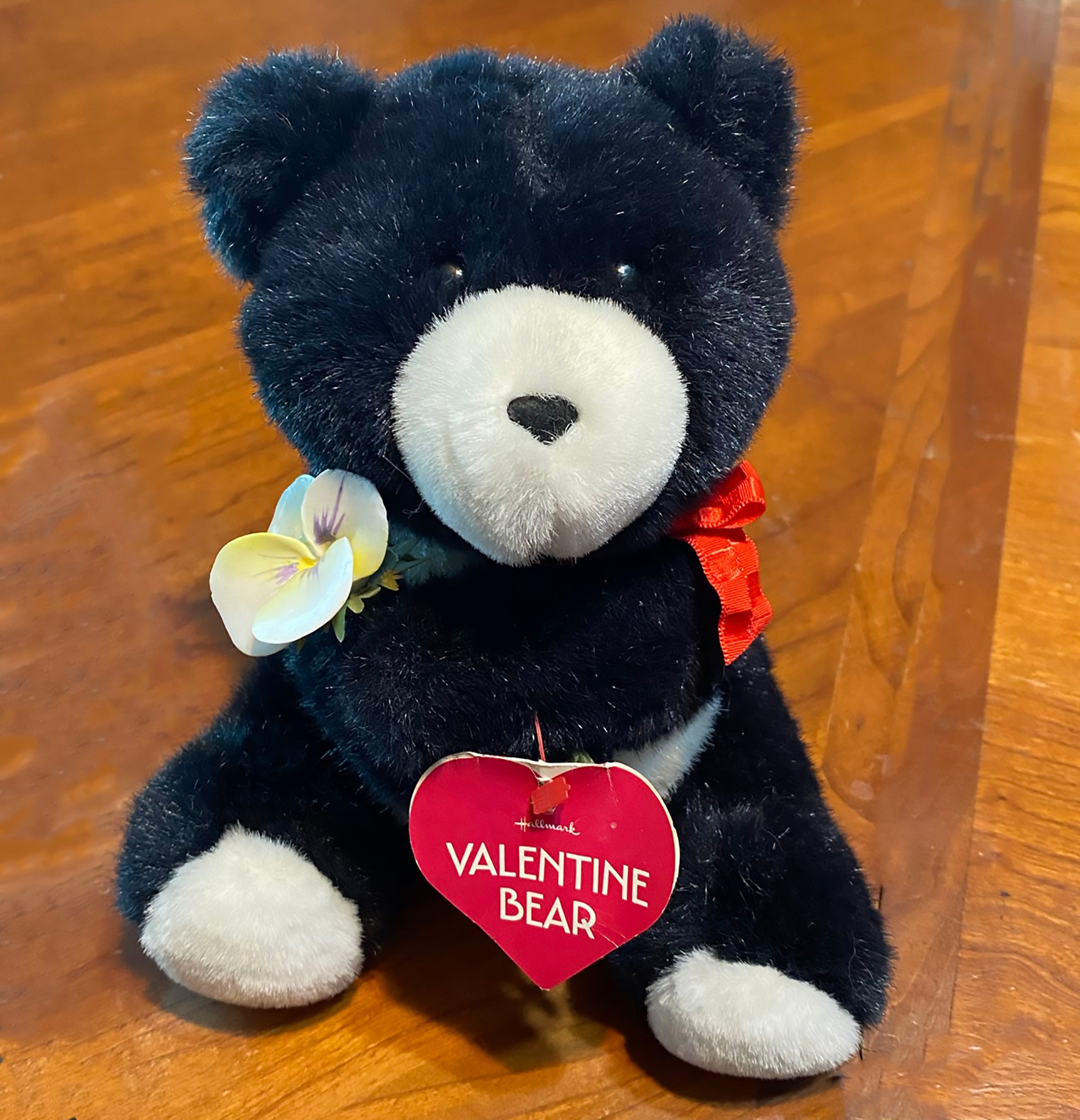 Hallmark-Valentine-Black-Panda-Bear-front-view-Hallmark-Valentine-Black-Panda-Bear-front-view