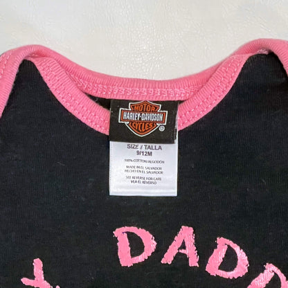 Harley-Davidson-My-Daddy-Rides-A-Harley-Onesie-for-Girls-9M-12M-close-up-tag